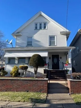 Rent this 1 bed house on 42 1st Street in Clifton, NJ 07011