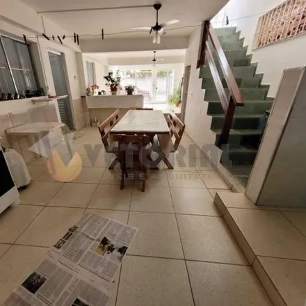 Buy this 3 bed house on Rua José Lopes in Morro do Algodão, Caraguatatuba - SP