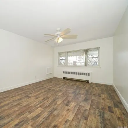 Image 7 - 2558 Paulding Avenue, New York, NY 10469, USA - Apartment for rent