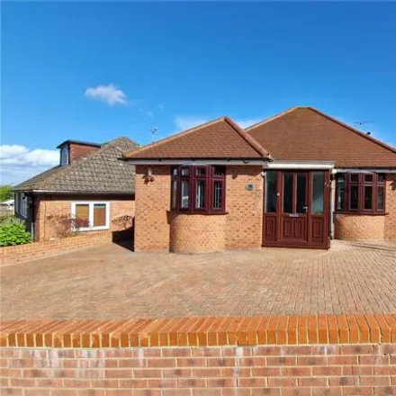 Buy this 3 bed house on Pinewood Avenue in Havant, PO9 3RD