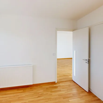 Rent this 4 bed apartment on Skäggetorps centrum 26 in 586 42 Linköping, Sweden