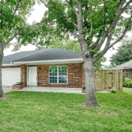 Buy this 3 bed house on 426 Northern Trail in Leander, TX 78641