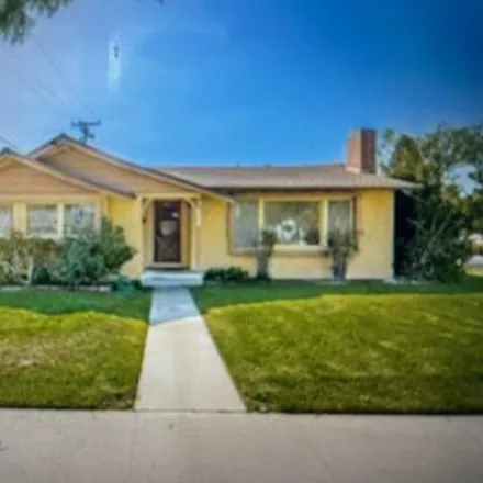 Buy this studio house on 7024 Santa Paula Circle in Buena Park, CA 90620