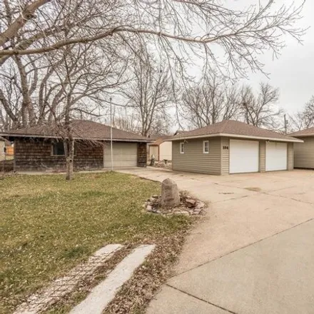 Buy this 3 bed house on 104 S Sycamore Ave in Sioux Falls, South Dakota