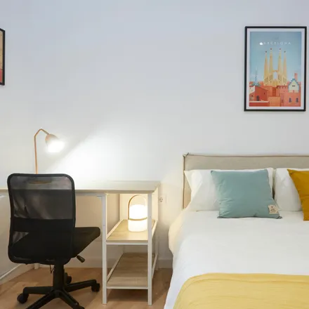 Image 3 - Ronda de Sant Antoni, 24, 08001 Barcelona, Spain - Apartment for rent