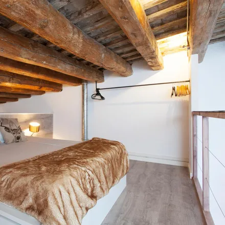 Rent this 1 bed apartment on Carrer Comtal in 19, 08002 Barcelona