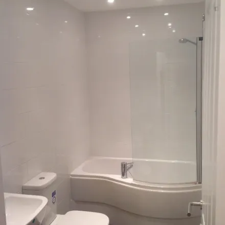 Image 7 - Baronet Road, London, N17 0LU, United Kingdom - Apartment for rent