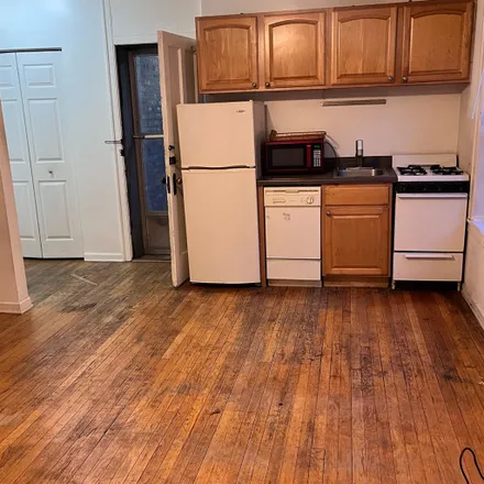 Rent this 1 bed apartment on 4600-4606 North Winchester Avenue in Chicago, IL 60640