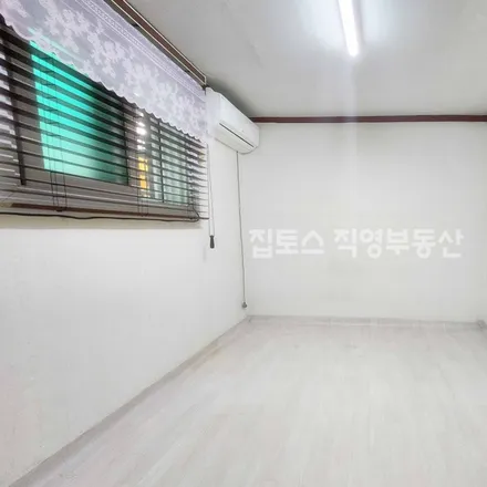 Image 2 - 서울특별시 서초구 반포동 725-16 - Apartment for rent