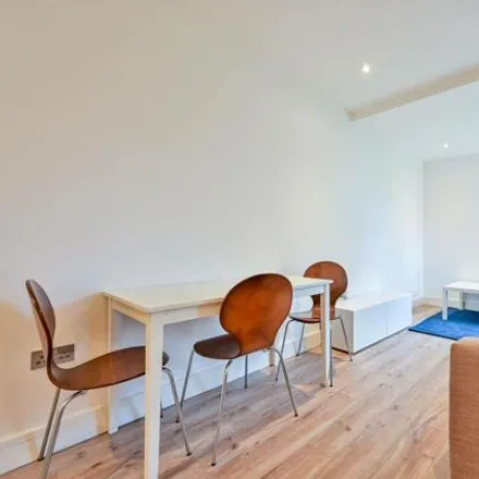 Buy this 2 bed apartment on Kingsmeadow Fitness & Athletics Centre in Cambridge Road, London