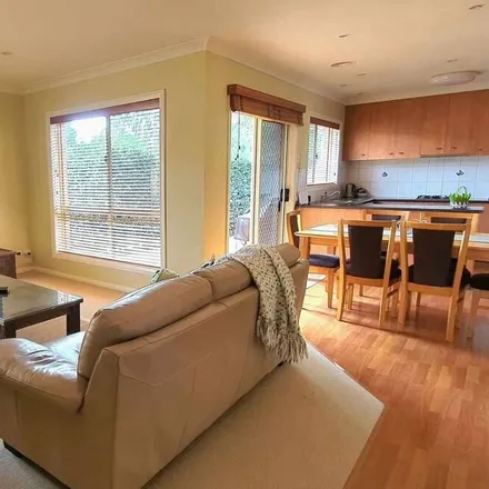 Rent this 3 bed townhouse on Albury in New South Wales, Australia