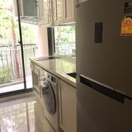 Rent this 1 bed apartment on unnamed road in Huai Khwang District, Bangkok 10310
