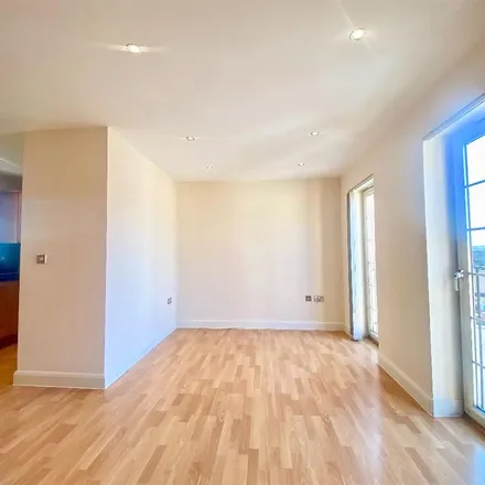 Rent this 2 bed apartment on Holywell Heights in Sheffield, S4 8AU