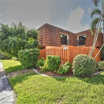 Image 4 - 4796 Siesta Circle, Fort Myers, FL 33901, USA - Townhouse for sale