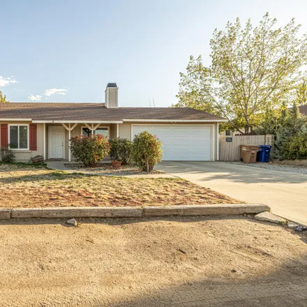 Buy this 4 bed house on 20489 Dawn Avenue in Golden Hills, Kern County