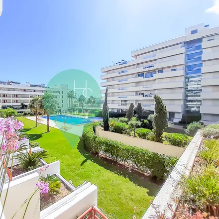 Image 1 - News, Avenida do Cerro da Vila, 8126-910 Quarteira, Portugal - Apartment for rent