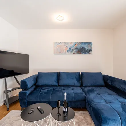 Rent this 3 bed apartment on Orffstraße 3 in 67061 Ludwigshafen am Rhein, Germany
