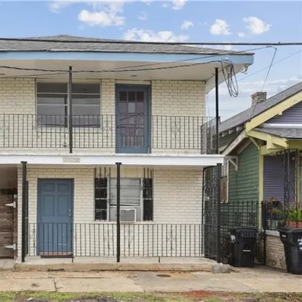 Rent this 5 bed house on 3172 Toulouse Street in New Orleans, LA 70119