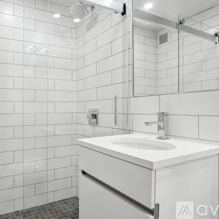 Image 5 - 300 W 57th St, Unit 8N - Apartment for rent