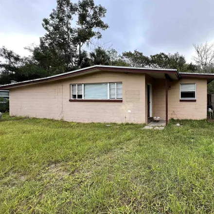Buy this 3 bed house on 295 Susan Street in Perry, FL 32348