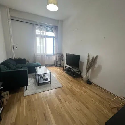 Rent this 3 bed apartment on Niddagaustraße 12 in 60489 Frankfurt, Germany
