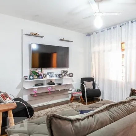 Rent this 2 bed house on Rua Soares Sampaio in Jardim Cristiane, Santo André - SP