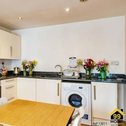 Image 5 - 249 Dartmouth Road, Upper Sydenham, London, SE26 4QY, United Kingdom - Apartment for sale