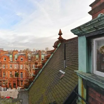 Image 6 - Rembrandt Close, London, SW1W 8HS, United Kingdom - Apartment for rent