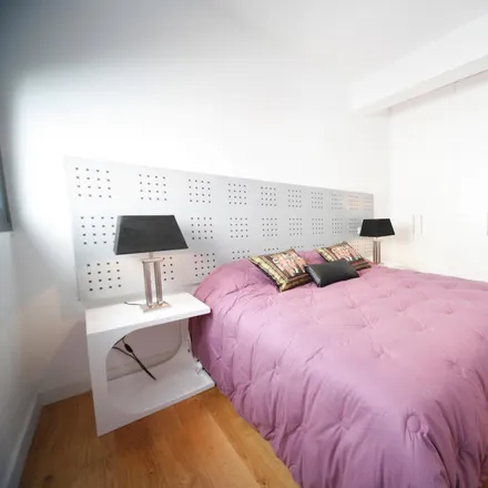 Rent this 1 bed apartment on Madrid in Calle Iriarte, 4