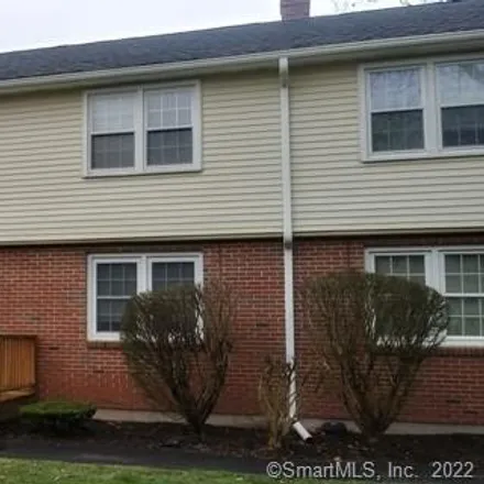 Buy this 2 bed condo on 7 Carolina Drive in Montville, CT 06353