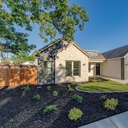 Buy this 4 bed house on 4006 Winding Lane in Rocklin, CA 95677