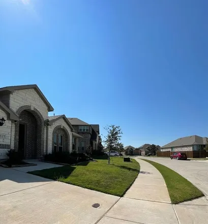 Image 2 - 1400 Toucan Drive, Denton County, TX 75068, USA - House for rent