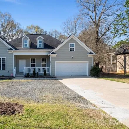 Buy this 4 bed house on 8512 Pence Road in Orchard Park, Charlotte