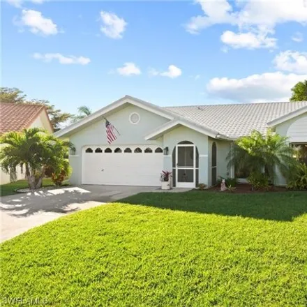 Buy this 3 bed house on Cross Creek Golf & Country Club in 13050 Cross Creek Boulevard, Fort Myers