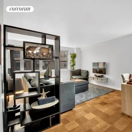 Image 5 - 330 East 80th Street, New York, NY 10075, USA - Apartment for sale