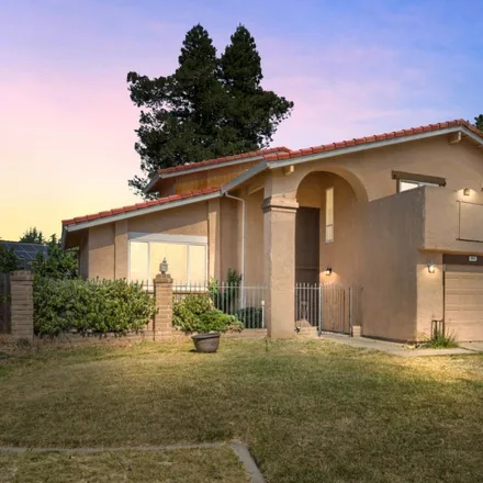 Buy this 5 bed house on 959 Park Ranch Way in Sacramento, CA 95831