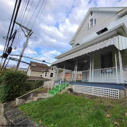 Buy this 4 bed house on Phoenix Bakery in Brockway Avenue, Morgantown