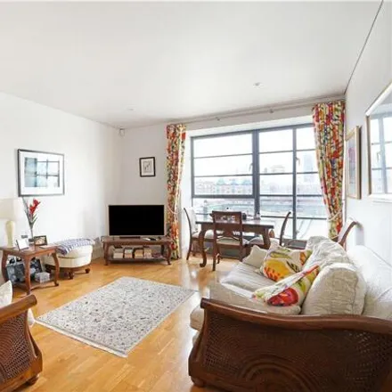 Image 2 - Spice Quay Heights, 32 Shad Thames, London, SE1 2YL, United Kingdom - Apartment for sale