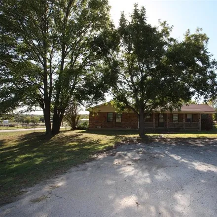 Image 2 - 1056 Silver Creek Azle Road, Azle, TX 76020, USA - House for rent