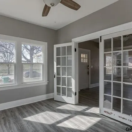 Image 4 - 1354 South 32nd Street, Lincoln, NE 68510, USA - House for sale
