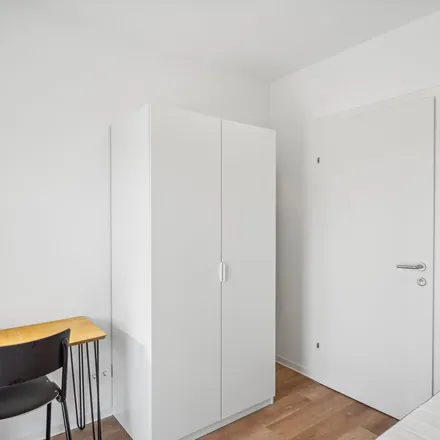 Rent this 1 bed apartment on Waagner-Biro-Straße 72 in 8020 Graz, Austria