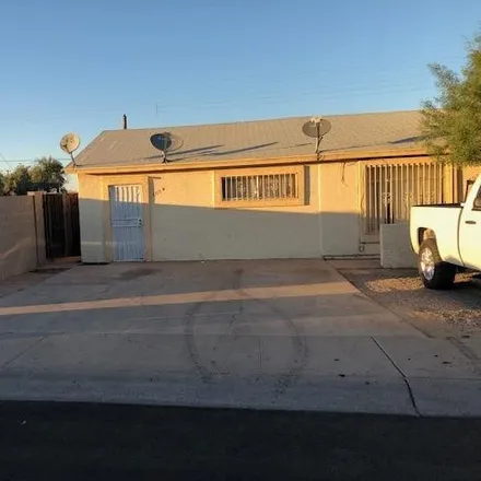 Buy this studio duplex on 802 East Hazel Drive in Phoenix, AZ 85042