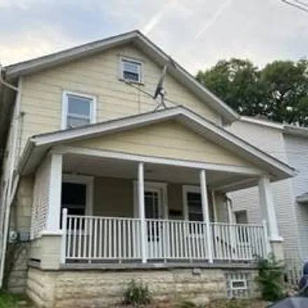 Image 1 - 1098 Oak Avenue Northwest, Canton, OH 44708, USA - House for rent