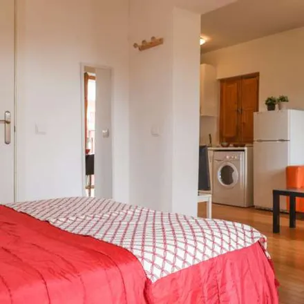 Rent this 1 bed apartment on Sonko Gastro Bar in Calle de Laín Calvo, 28011 Madrid