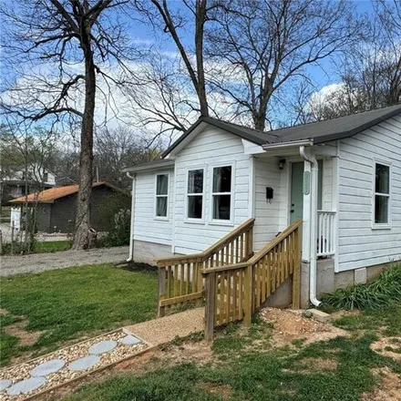 Image 2 - 241 East Young Street, Doniphan, Ripley County, MO 63935, USA - House for sale