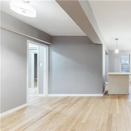 Image 3 - 800 Grand Concourse, New York, NY 10451, USA - Apartment for sale