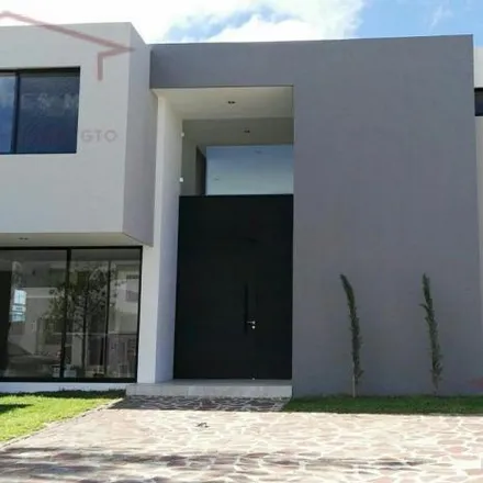 Rent this 3 bed house on unnamed road in La Campiña Del Bosque Coto 8, 37690 León