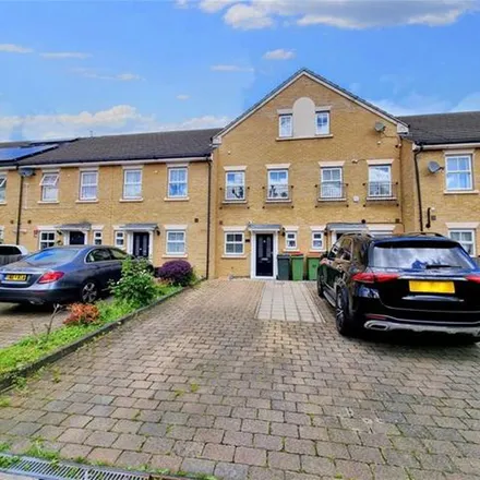 Rent this 3 bed townhouse on 179 Neville Road in London, E7 9QS