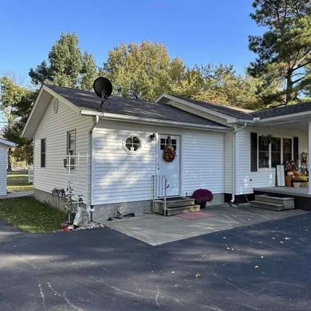 Image 1 - 279 North Fly Avenue, Goreville, Johnson County, IL 62939, USA - House for sale