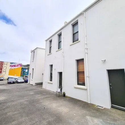 Rent this 5 bed apartment on 1 Hopper Street in Mount Cook, Wellington 6021
